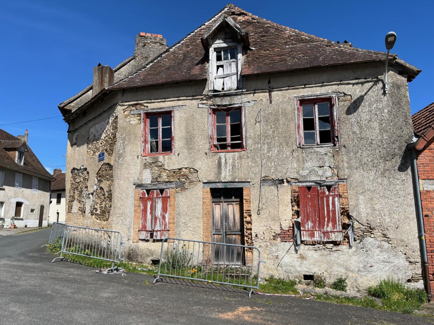 te koop dorpshuis Coussac-Bonneval Haute-Vienne 1