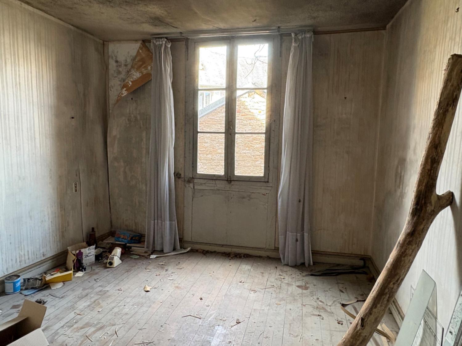 te koop gebouw Saint-Yrieix-la-Perche Haute-Vienne 13