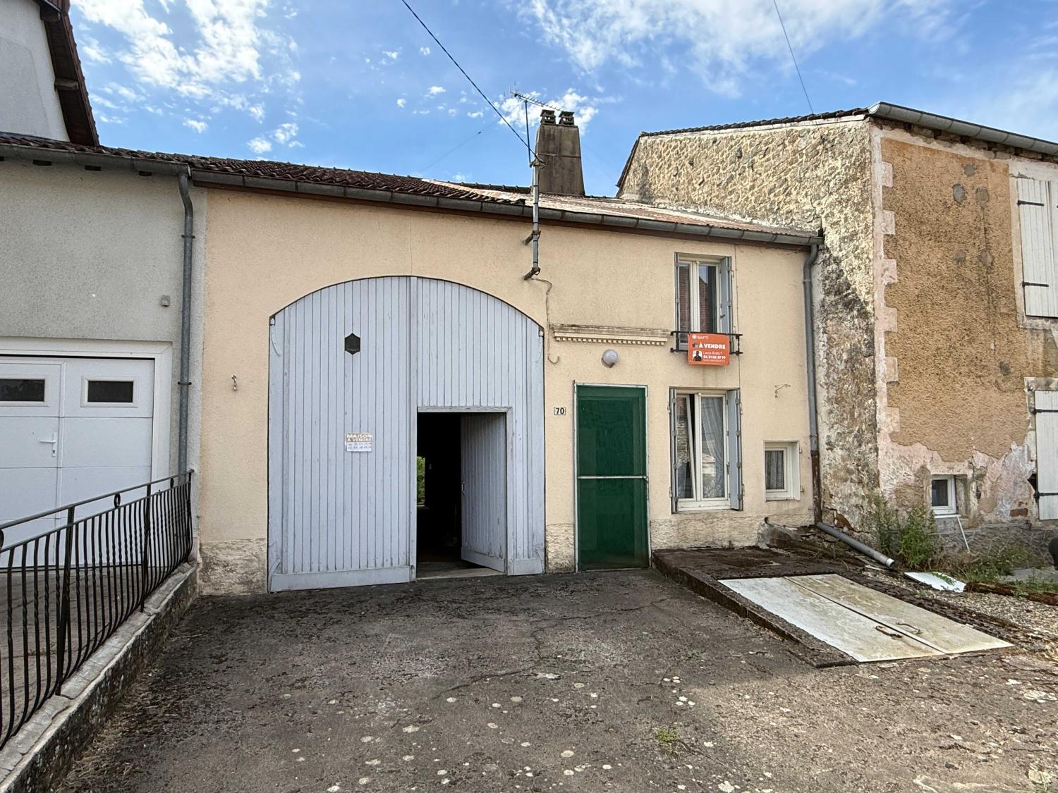 te koop dorpshuis Bourbonne-les-Bains Haute-Marne 25