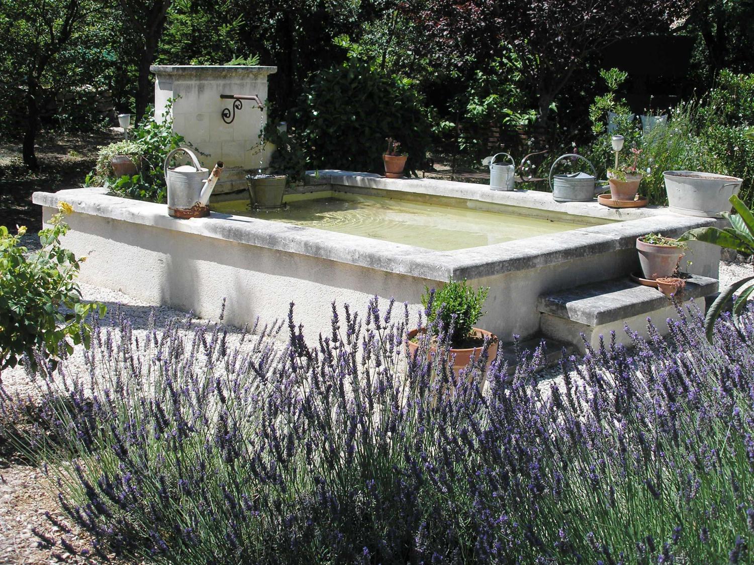  te koop gîtes/ chambres d'hôtes Lacoste Vaucluse 15