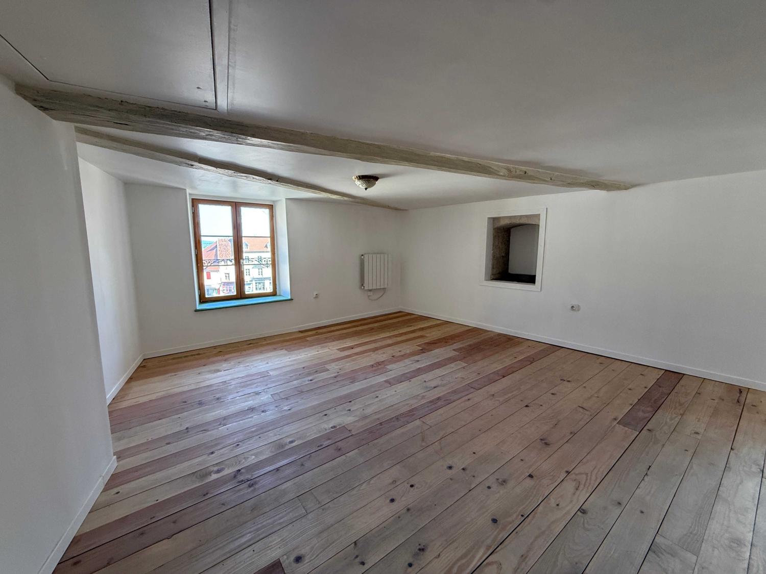 te koop dorpshuis Jussey Haute-Saône 17