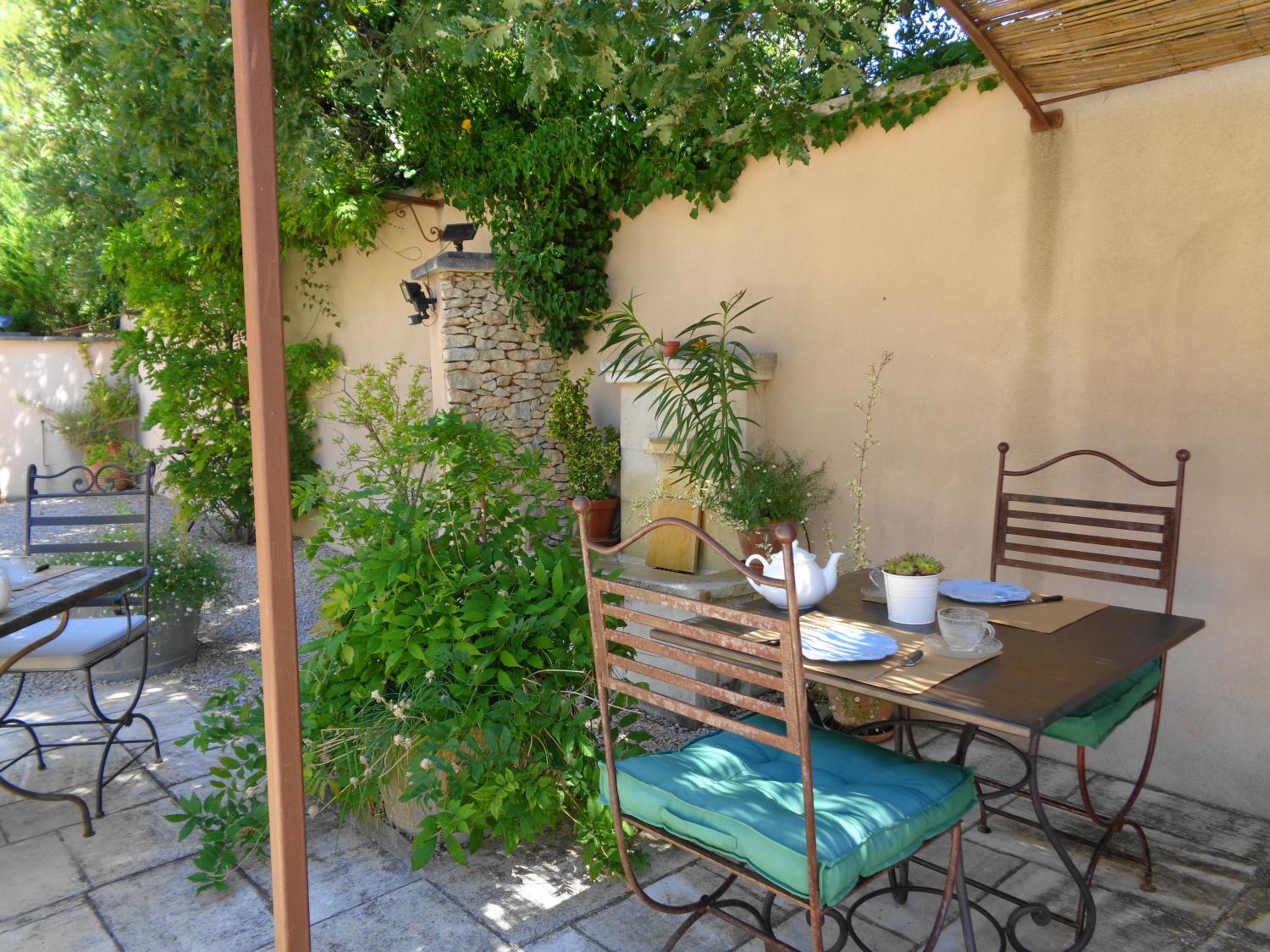  te koop gîtes/ chambres d'hôtes Lacoste Vaucluse 5