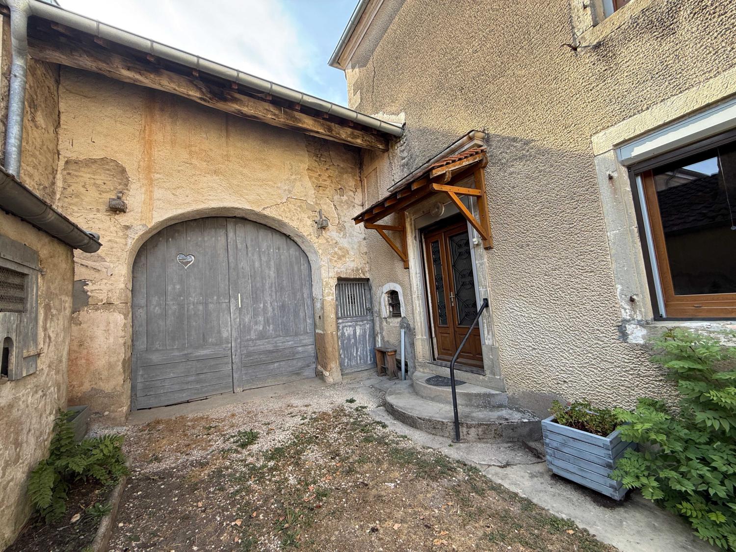  te koop dorpsboerderij Melay Haute-Marne 30
