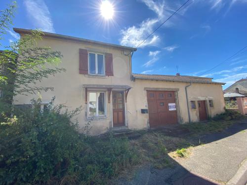 Vernois-sur-Mance Haute-Saône dorpsboerderij foto