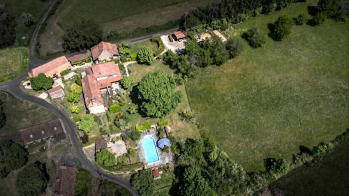  te koop landgoed Saint-Cyprien Dordogne 24