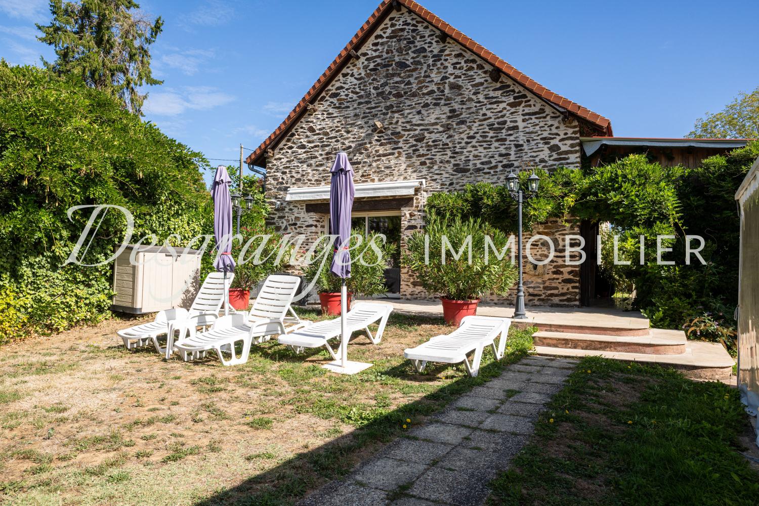te koop gîtes/ chambres d'hôtes Sarlande Dordogne 2