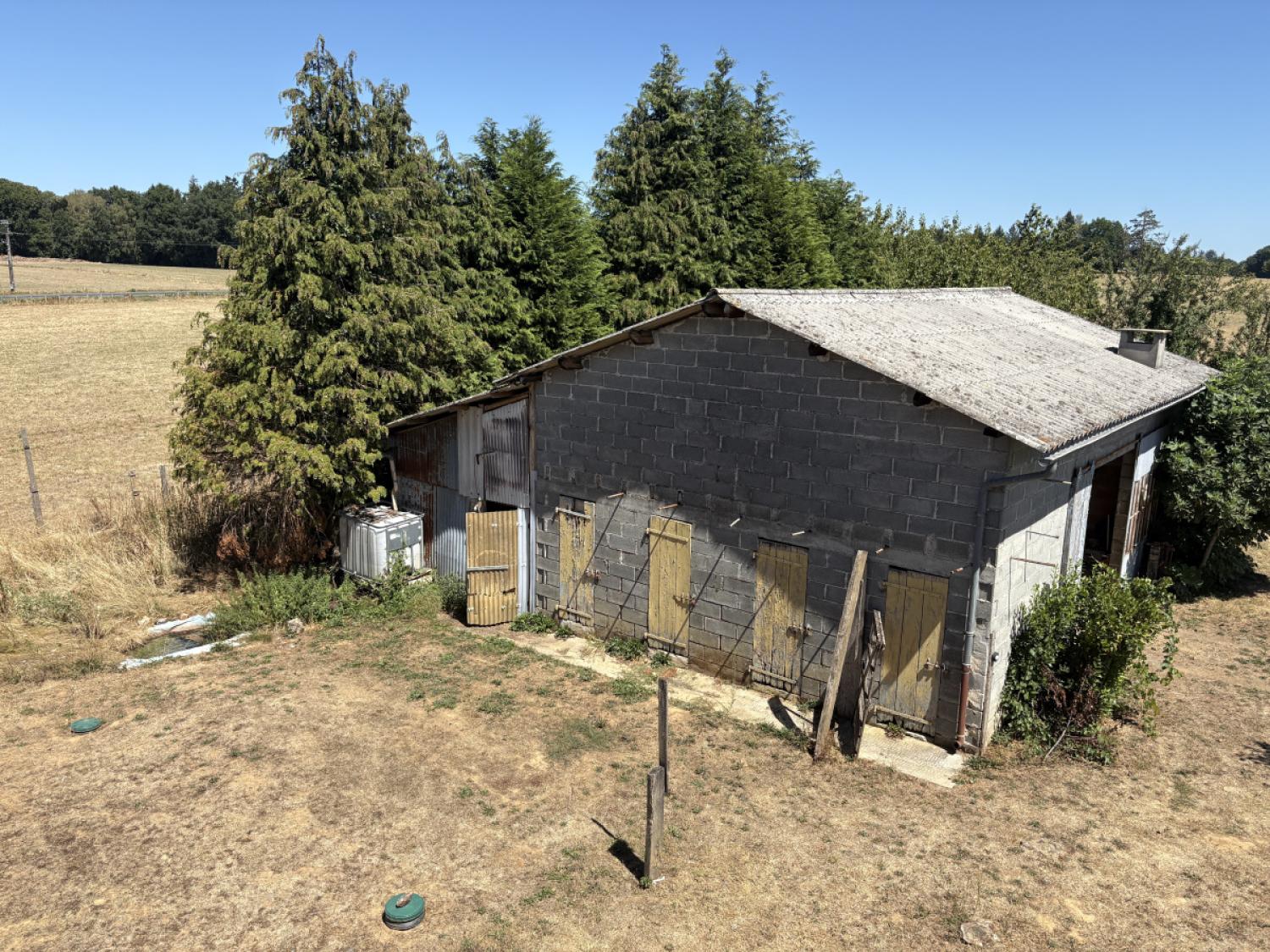 te koop vrijstaand Beyssenac Corrèze 18