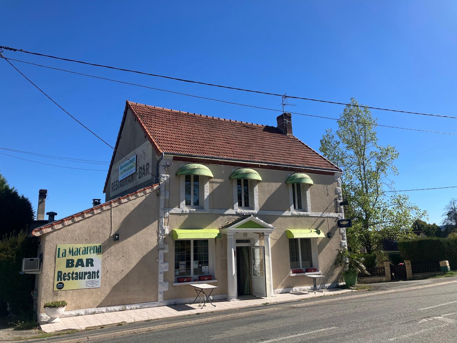  te koop restaurant Saint-Fiel Creuse 1