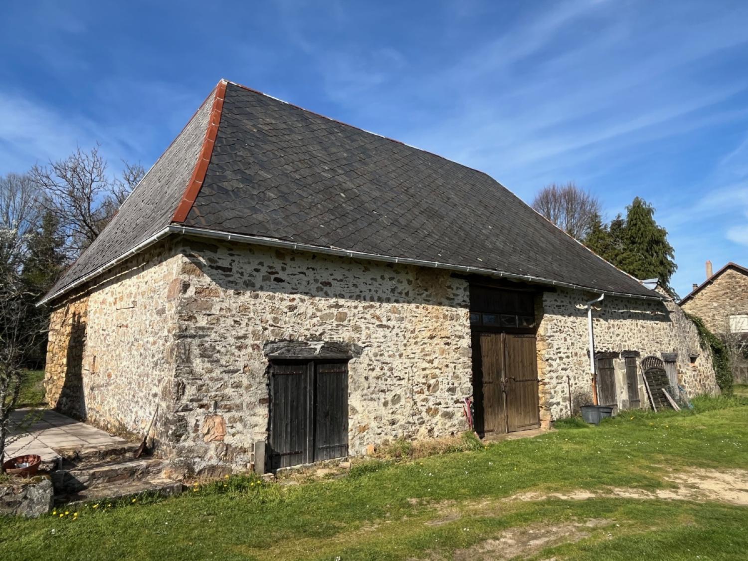 te koop vrijstaand Jumilhac-le-Grand Dordogne 2