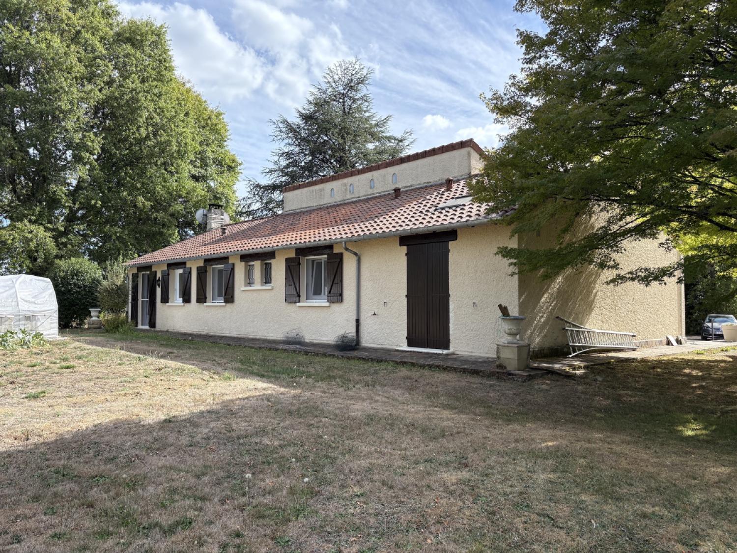 te koop vrijstaand Château-Chervix Haute-Vienne 3
